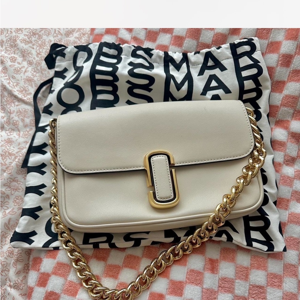 Marc Jacobs J Marc Cream shoulder Crossbody Bag with Gold Chain